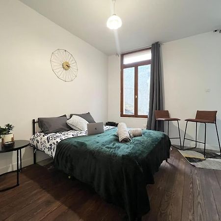 Le Petit Nid A 2 Min Gare / Centre Meulan Apartman Kültér fotó