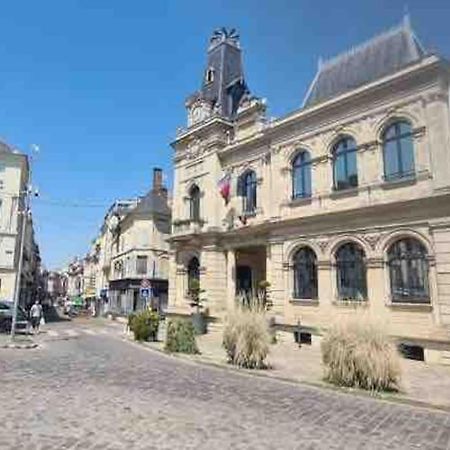 Le Petit Nid A 2 Min Gare / Centre Meulan Apartman Kültér fotó